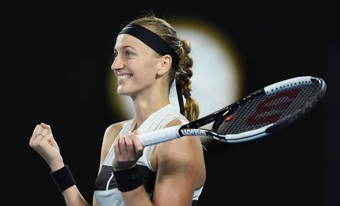 科维托娃迎来七赛季高光表现,老鹰球迷沸腾!(飓风希金斯十大视频)