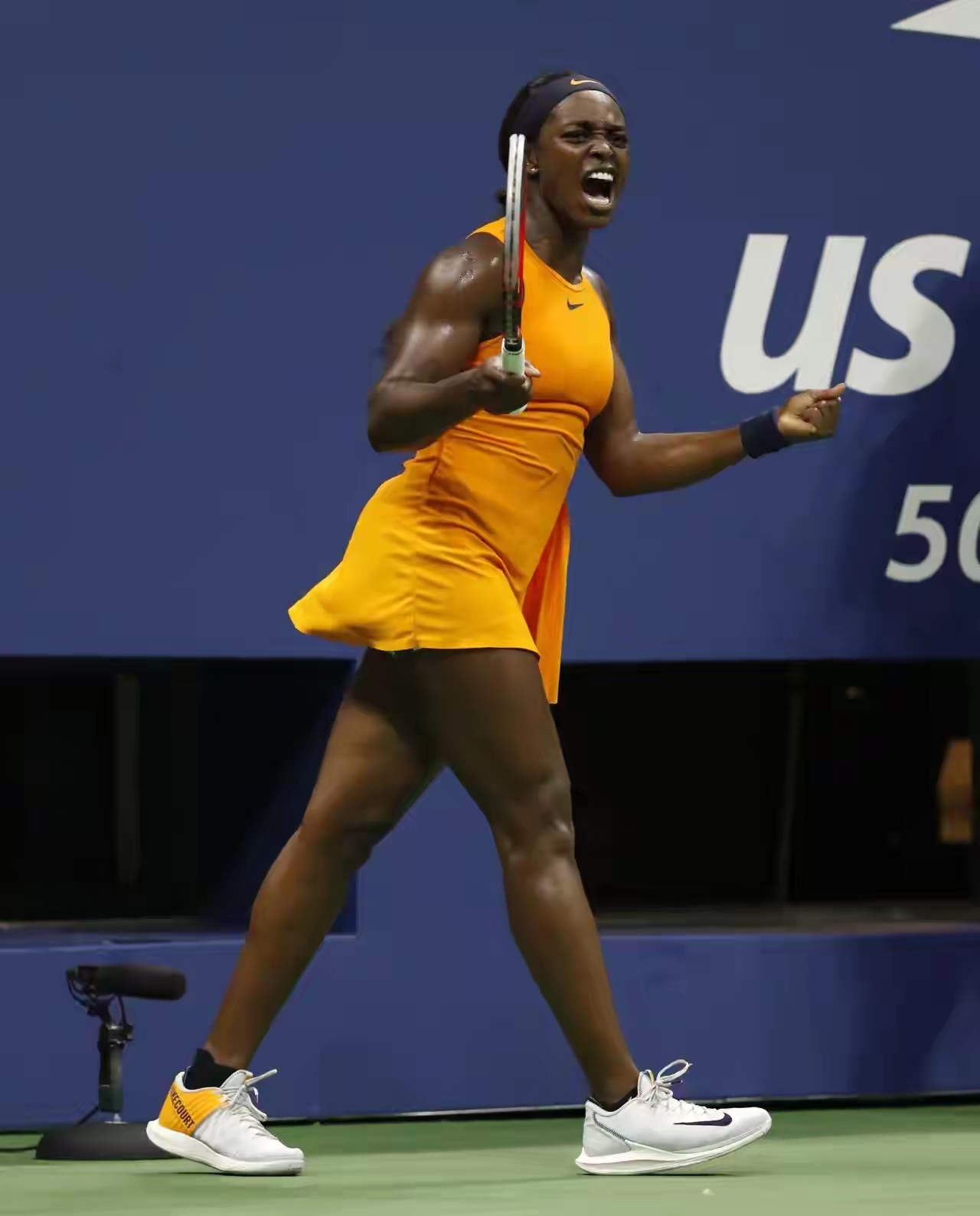 包含阿扎伦卡迎来二十赛季高光表现，SKT球迷沸腾！的词条