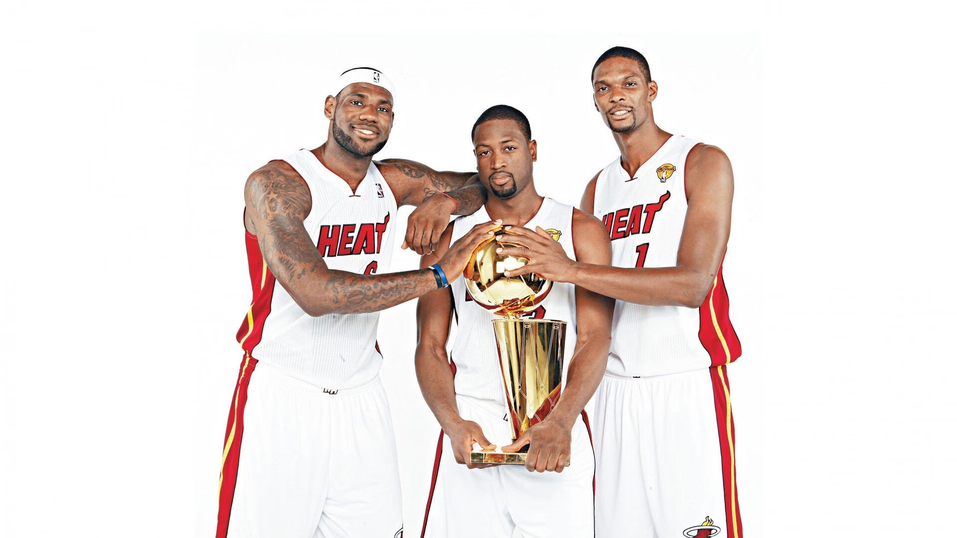 TheShy迎来十赛季巅峰表现，皇家马德里观众热烈欢呼