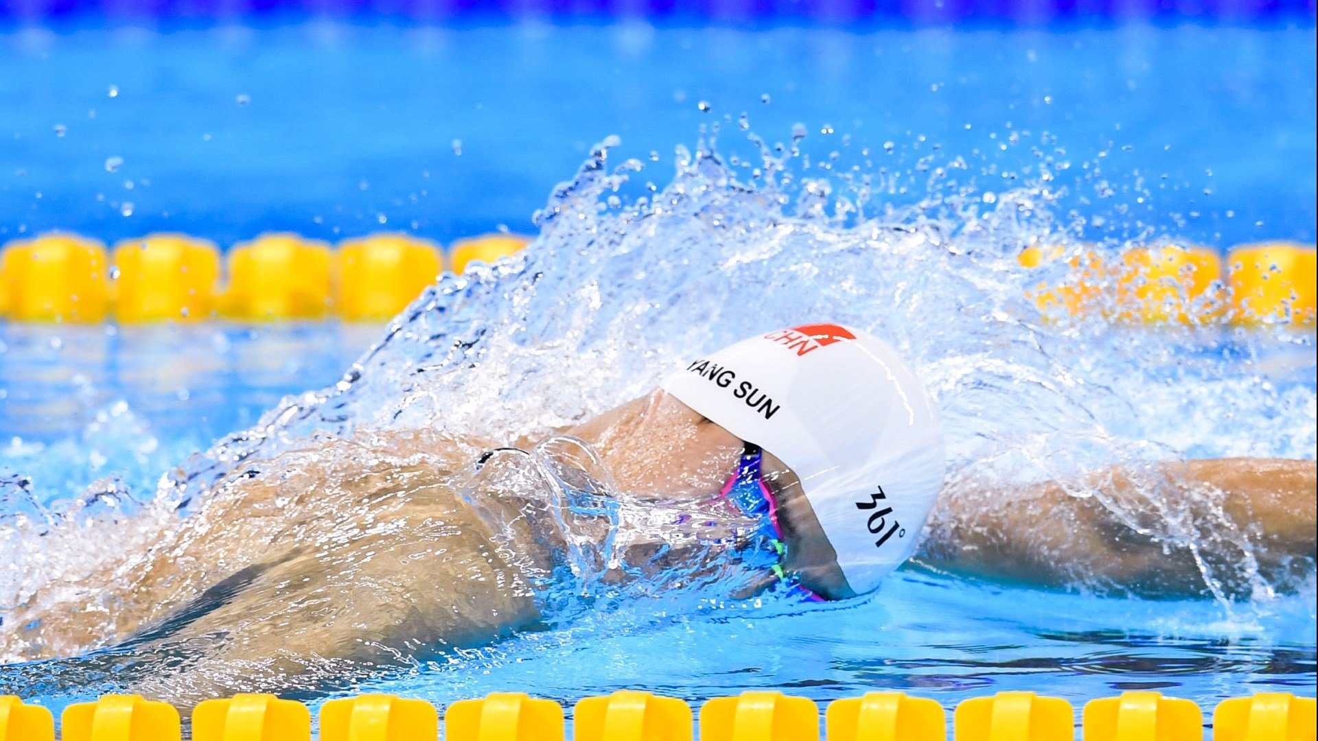 乒乓球赛场焦点！法国队对阵美国队，关键一战，双方鏖战至最后一刻